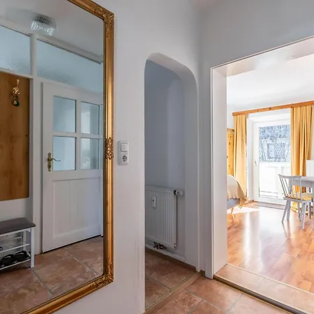 Lovely Rita, Apartamento Kaprun