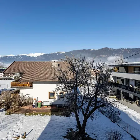 Lovely Rita, Appartamento *